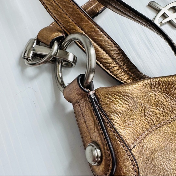 B. Makowsky Metallic Gold Crossbody Bag - Picture 3 of 16